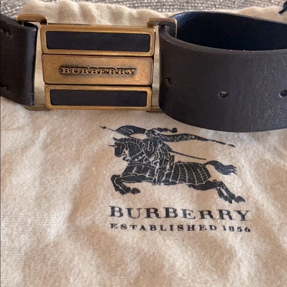 Burberry belt